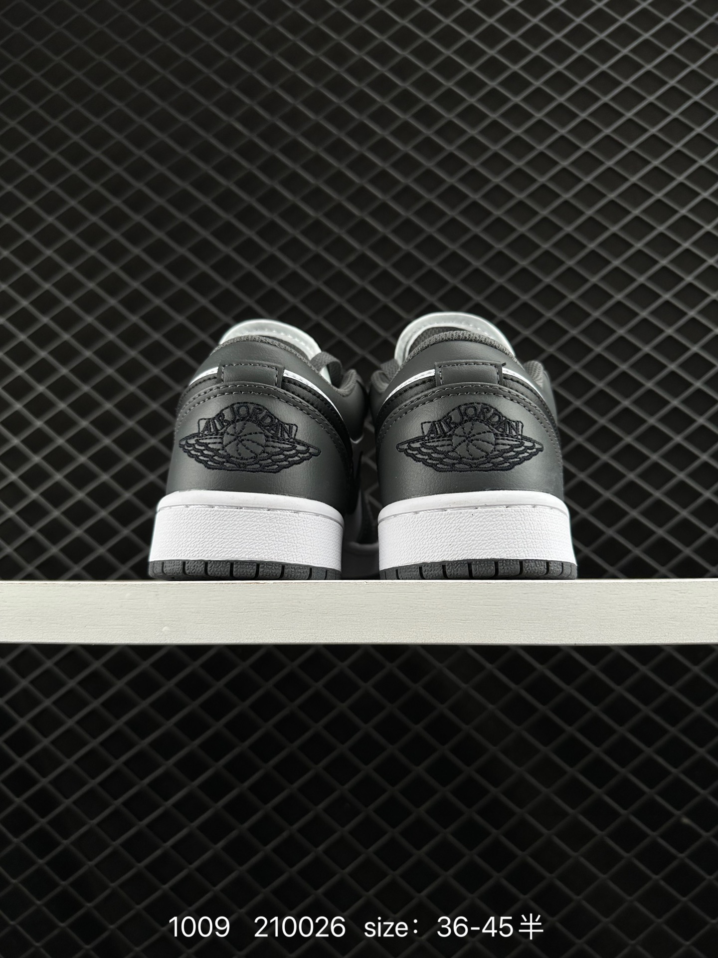 Air Jordan 1 Low AJ1